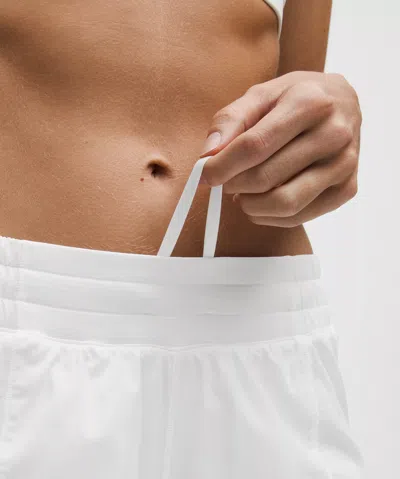 Lululemon Hotty Hot 2.5 Low Rise Short In White