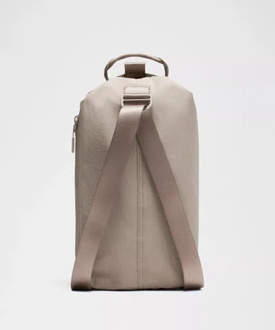 Lululemon - Fast Track Bag 2.0 9l - Khaki,neutral/warm Ash Grey