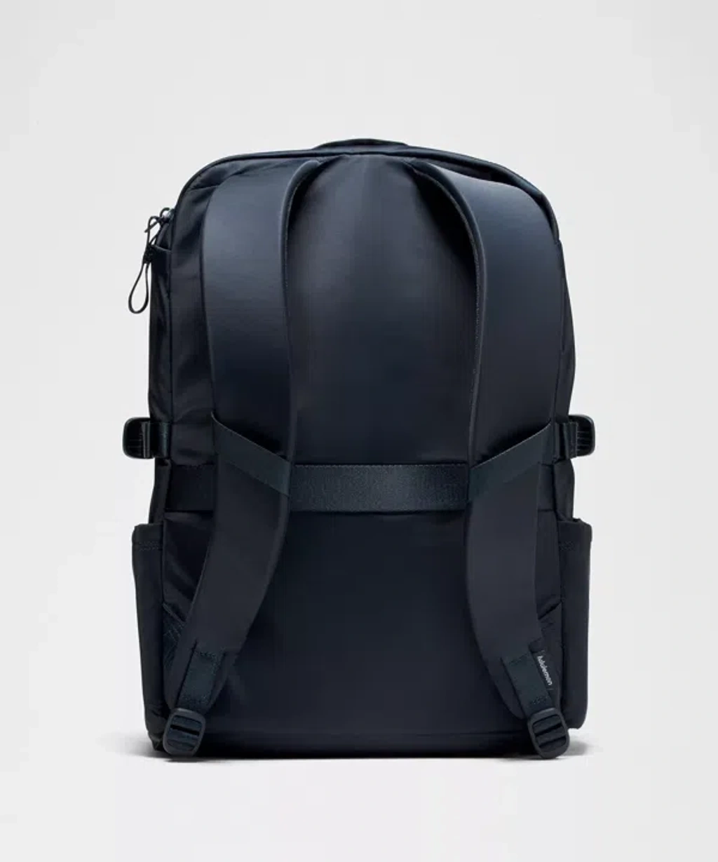 lululemon backpack navy Lululemon - New Crew Backpack 22l - Navy,blue/true Navy