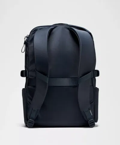 lululemon backpack navy Fencing 22L – ShopUSAFencing and water bottle or shake. New Crew Backpack 22L True