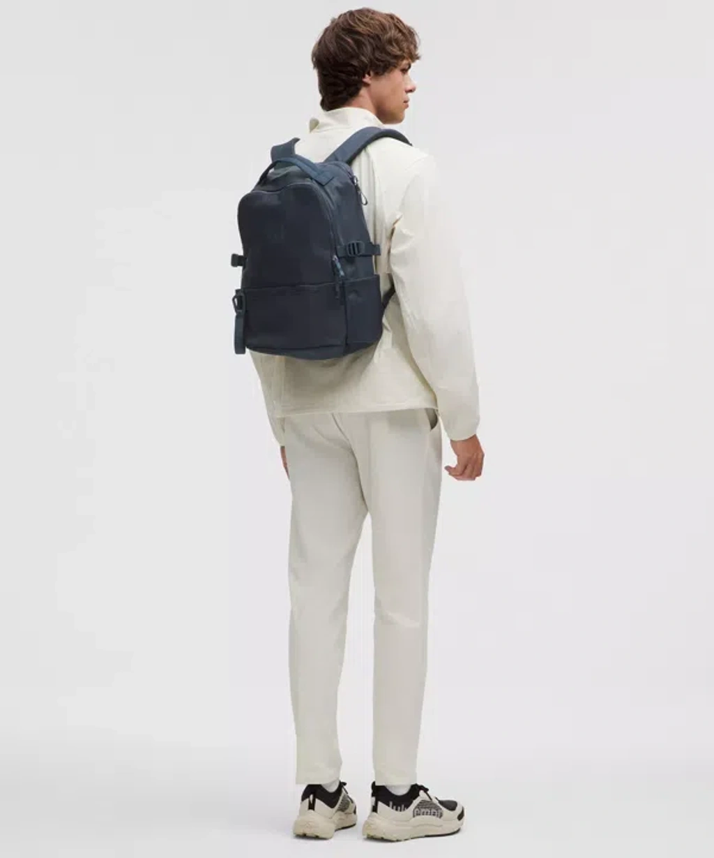 amazon the north face borealis backpack Amazon.com | The North Face Borealis Commuter Laptop Backpack - Water  Repellent, Laptop Sleeve, Large Main Compartment, TNF Navy/TNF Black-NPF,  One Size