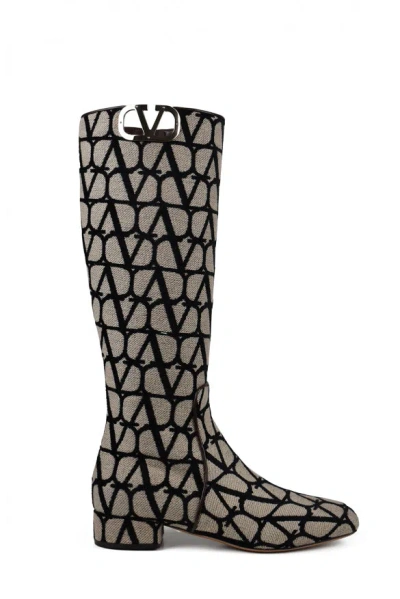 Valentino Garavani Women Vlogo Boots In Cream