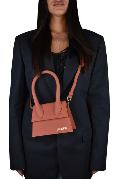 Jacquemus Le Chiquito Moyen In Brown