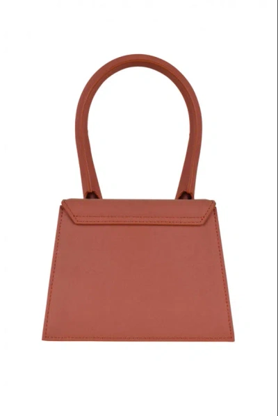 Jacquemus Le Chiquito Moyen In Brown