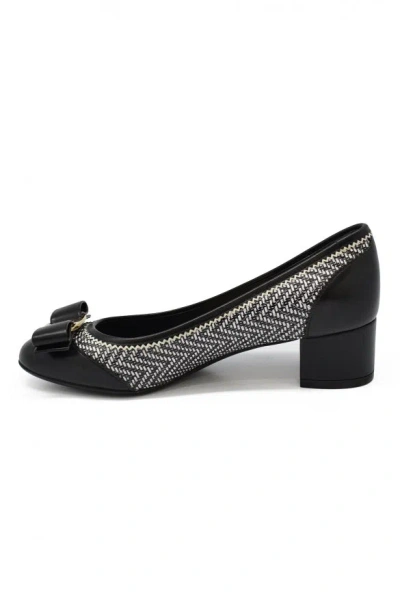 Ferragamo Eva Leathe Pumps In Black