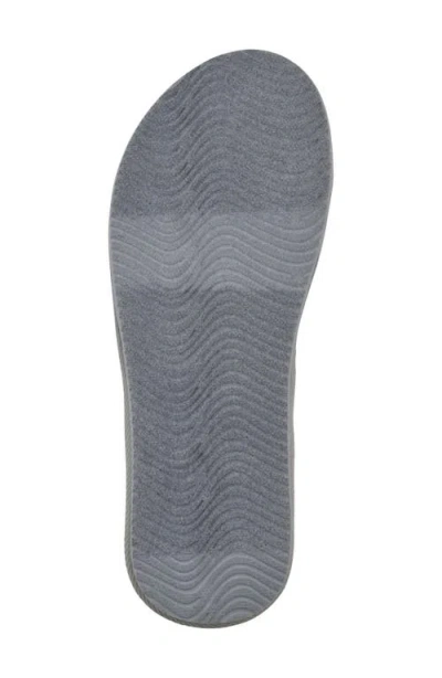 Cliffs By White Mountain Basket Woven Slide Sandal