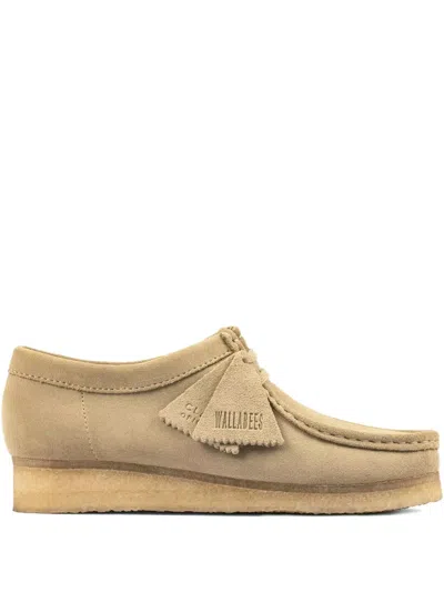 Clarks Originals Beige Wallacraft Bee Derbys In Maple Suede