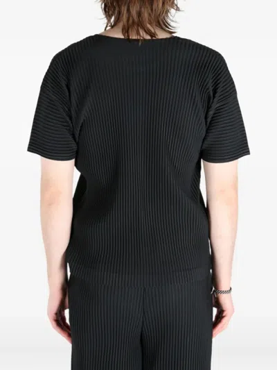 Issey Miyake Basic Pleated T-shirt