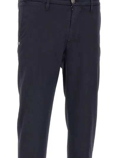 Re-hash Mucha Chinos Con Risvolto