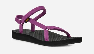 Teva Original Universal Slim Sandal In Striking Purple