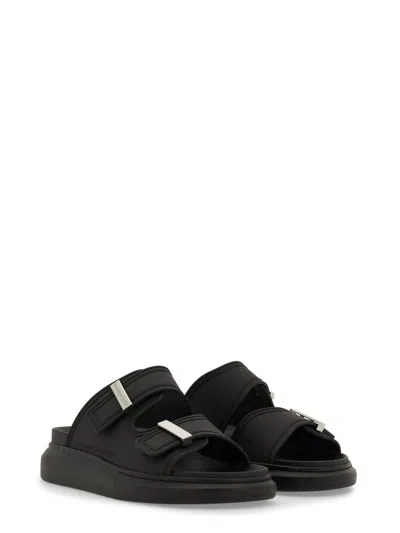 Alexander Mcqueen Black Rubber Sandals In Black