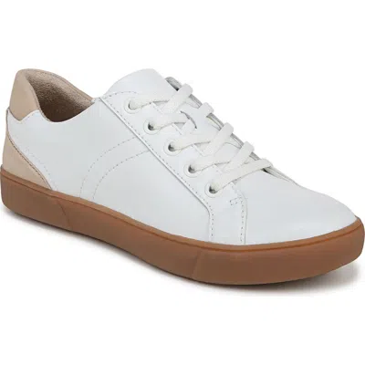 Naturalizer Morrison Stud Womens Leather Lifestyle Casual And Fashion Sneakers