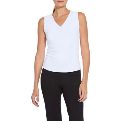 Lyssé Essential V-neck Shell Curvy