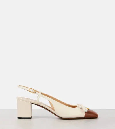 Valentino Slingback Valet Du Roi Pumps In Butter/tobacco In Nude