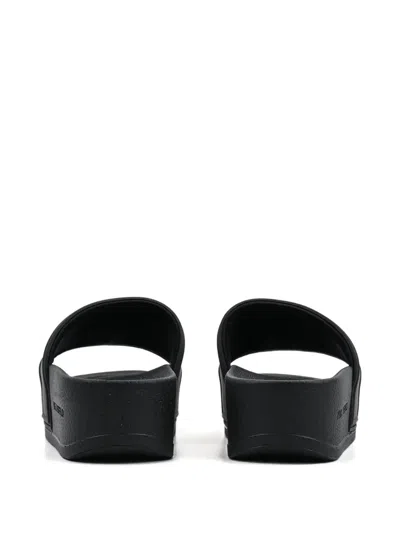 Karl Lagerfeld Kondo 2.0 Slides In Black