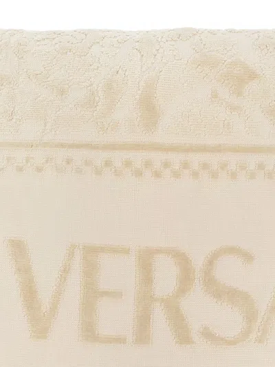 Versace Logo-jacquard Bath Mat