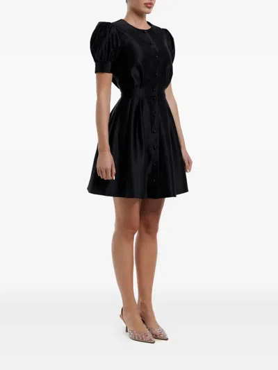 排扣迷你连衣裙