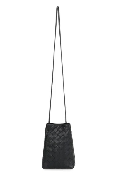 Bottega Veneta Leather Smartphone Case In Black