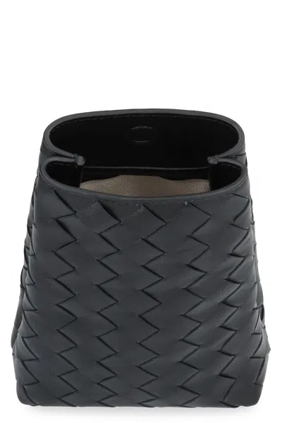 Bottega Veneta Leather Smartphone Case In Black