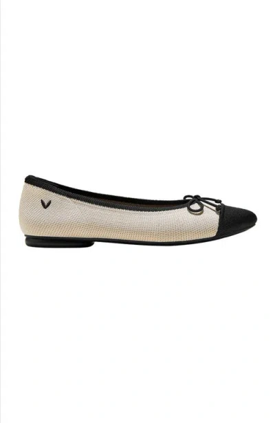Vivaia Almond-toe Bow Flats