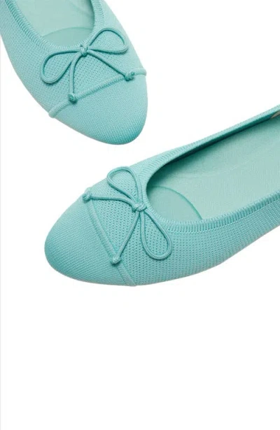 Vivaia Almond-toe Bow Flats