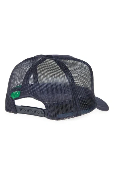 Friday Feelin ' Sunray Smile Patch Trucker Hat In Blue
