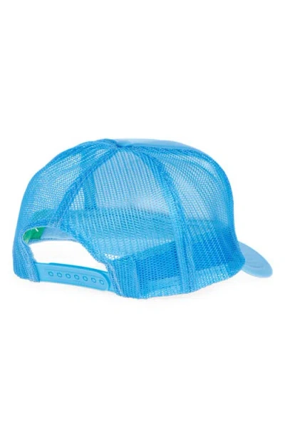 Friday Feelin ' Sunray Smile Patch Trucker Hat In Blue