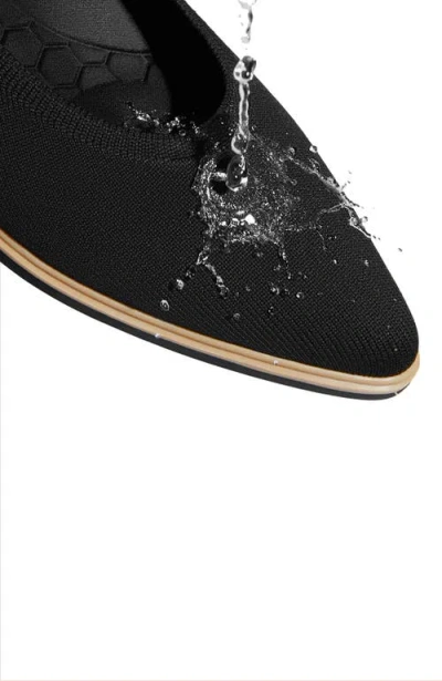 Vivaia Pointed-toe All-day Standing Flats