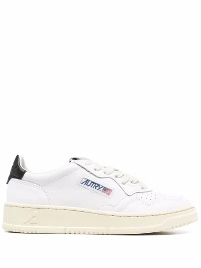 Autry Sneakers Dals Low In White And Black Leather In Multi