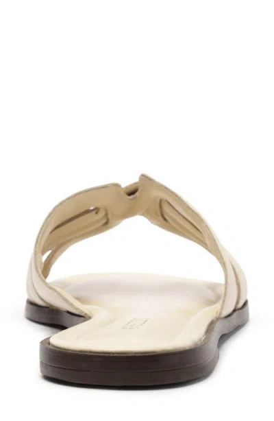 Arezzo Women's Hanna Round Toe Flat Sandals