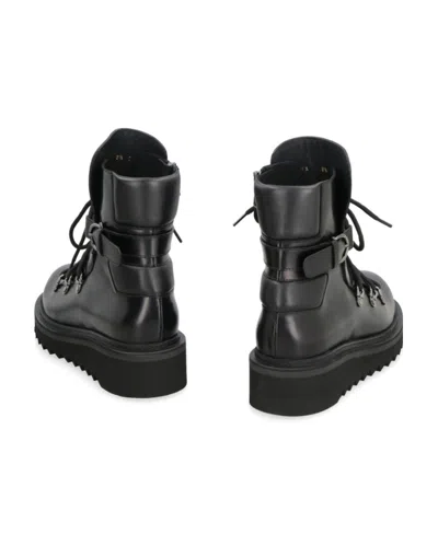 Ferragamo Elimo Leather Bootie In Black