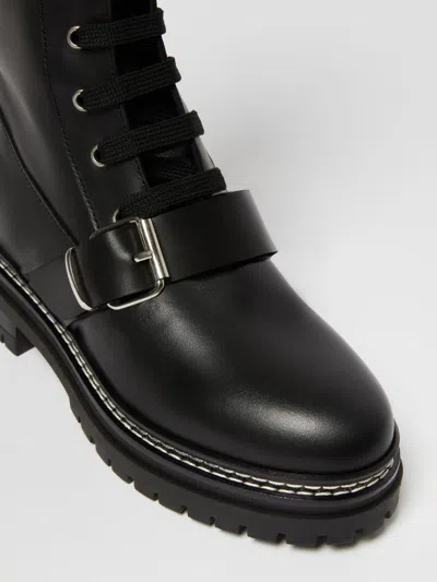 Weekend Max Mara Round-toe Low-heel Leather Boots In Black