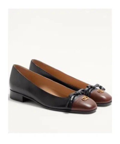 Valentino Garavani Valet Du Roi Leather Ballets In Black