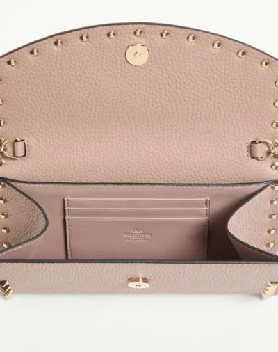 Valentino Garavani Chain Wallet Featuring Studded Design In Pink