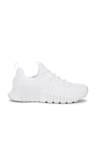 Nike Free Metcon 6 Mesh Sneakers In White