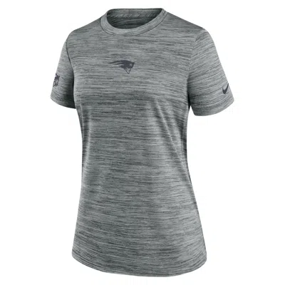 Nike New England Patriots Sideline Team Issue Velocity  Women's Dri-fit Nfl T-shirt In Gray