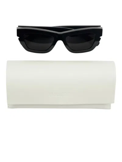 Burberry Eyewear Rectangle-frame Sunglasses In ブラック