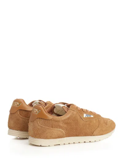 Autry 'windspin Low' Brown Sneaker With Logo On The Side And On The Heel In Brown