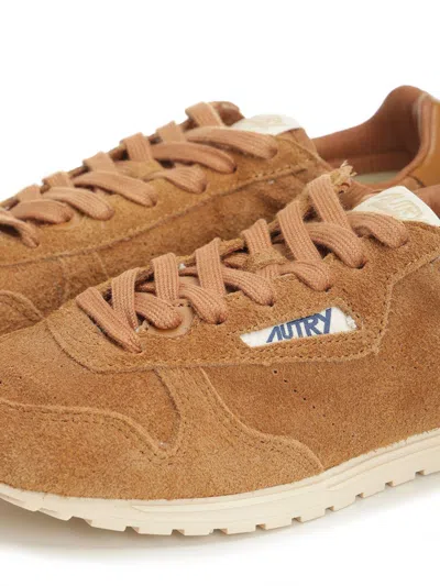 Autry 'windspin Low' Brown Sneaker With Logo On The Side And On The Heel In Brown