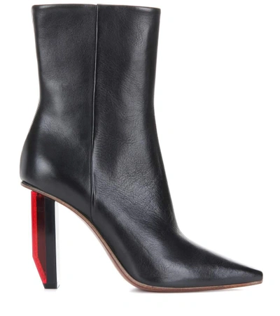 Shop Vetements Leather Ankle Boots In Llack