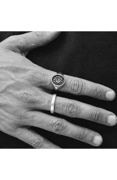 Twojeys Midnight Ring