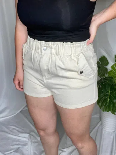 Le Lis Beach Town Paper Bag Shorts In Cream
