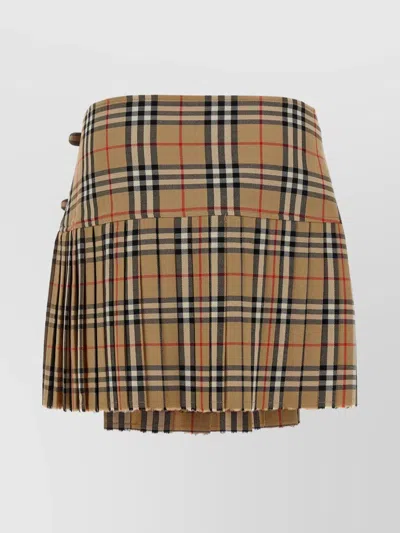 Burberry Pleated High Waist Check Pattern Kilt Skirt With Buckle