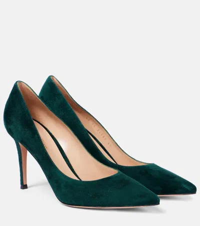 Gianvito Rossi Pointed Toe Suede Stiletto Heel Pumps In Green