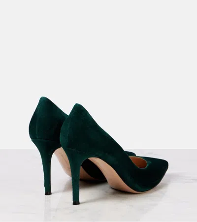 Gianvito Rossi Pointed Toe Suede Stiletto Heel Pumps In Green