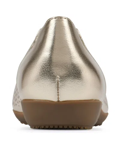 Cliffs By White Mountain Cindy Flat In Gold