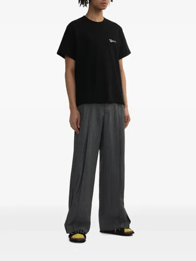 Khoki Text-print T-shirt In Black