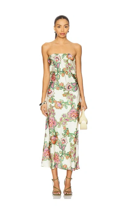 THARA 中长款连衣裙