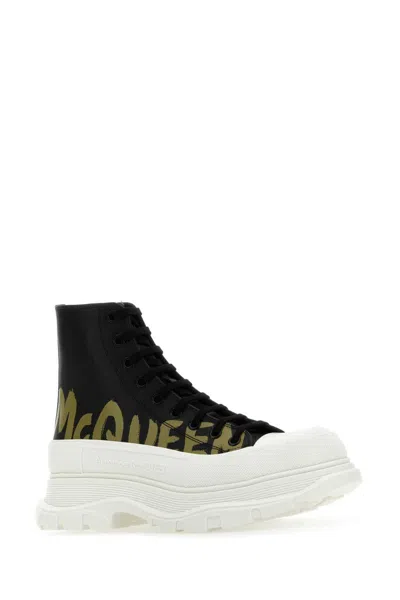 Alexander Mcqueen Tread Slick Ankle Boots In Calf Leather