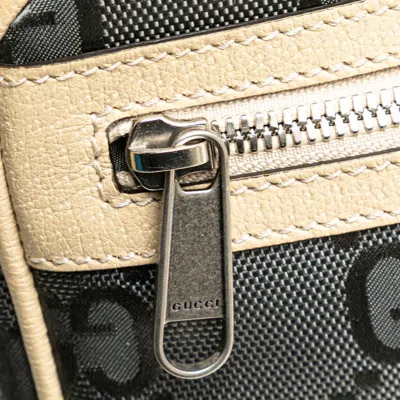 Pre-owned Gucci Beige Gray Nylon Leather Fanny Pack Sling Bag ()